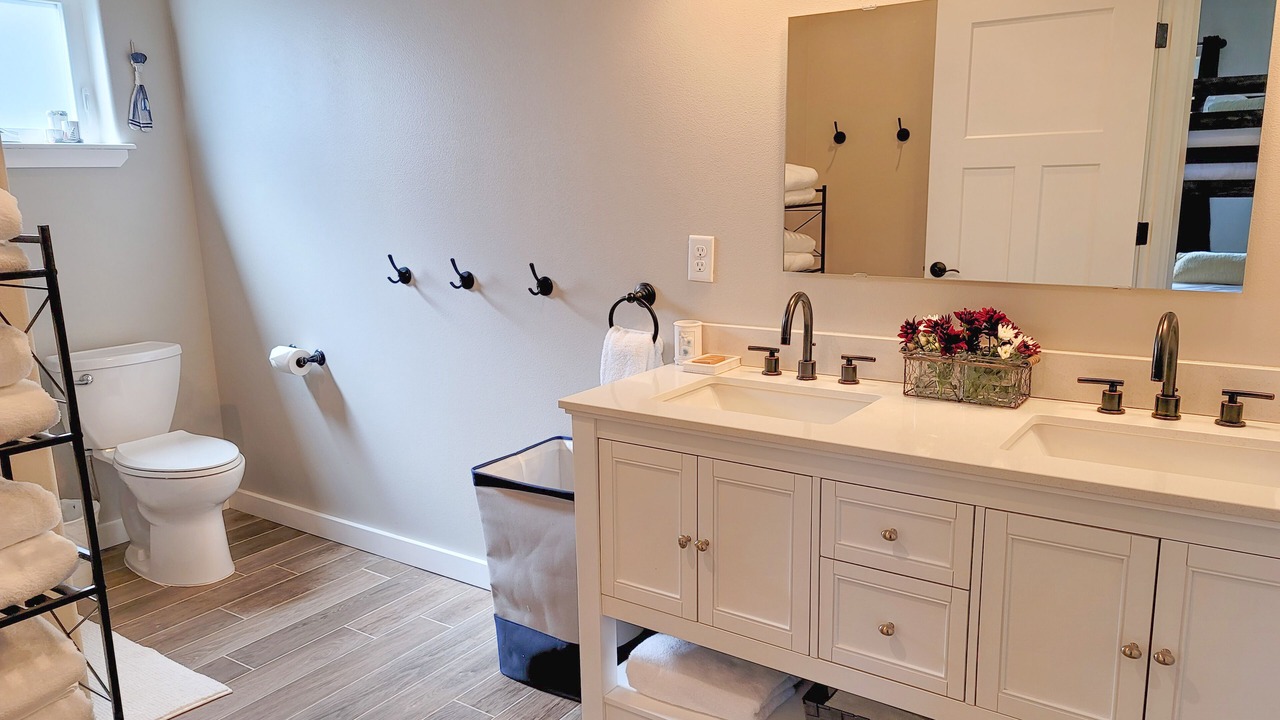 Photo of Bathroom in Netarts