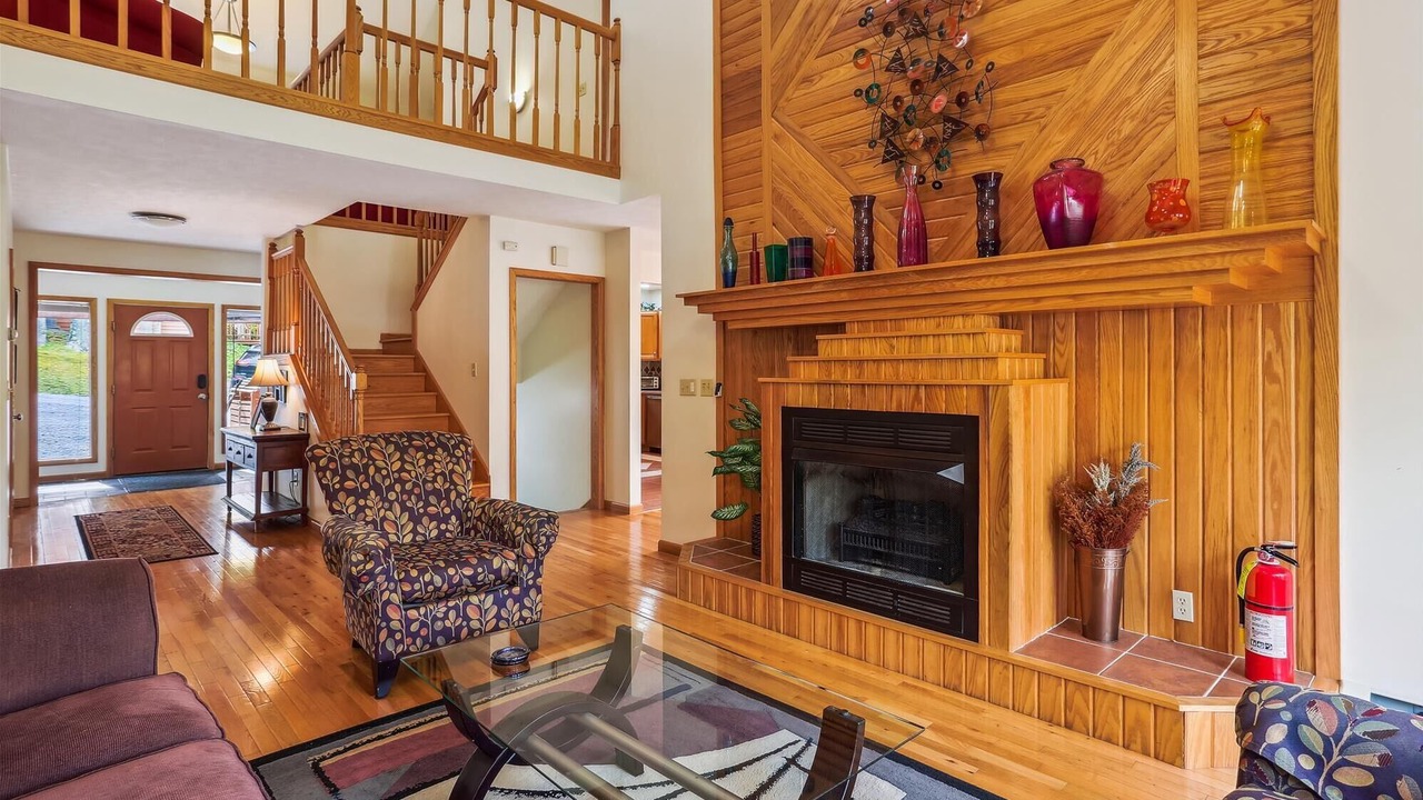 Photo of Livingroom in Northface