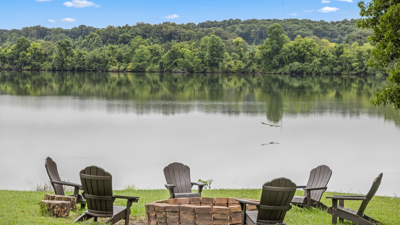Photo of Outdoor in Loudon