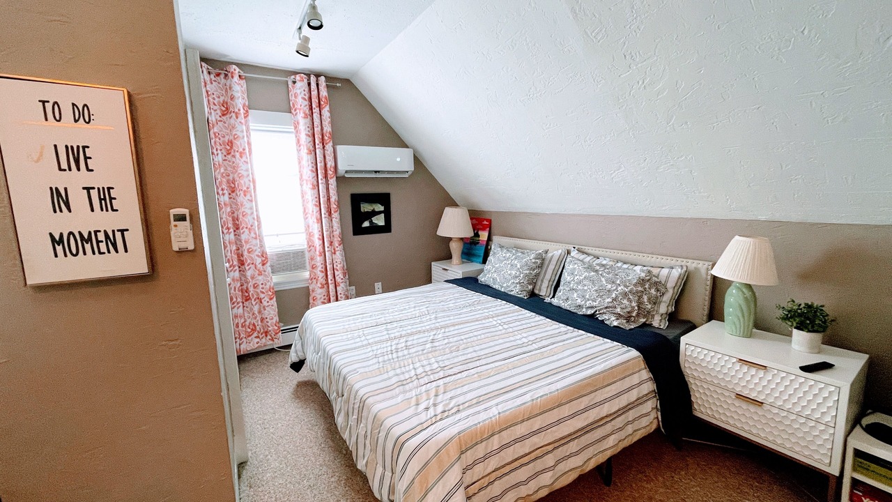 Photo of Bedroom in Lower Allston