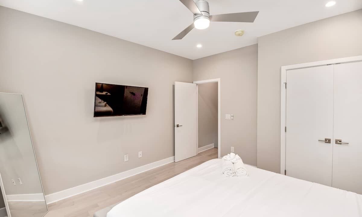 Photo of Bedroom in Point Breeze