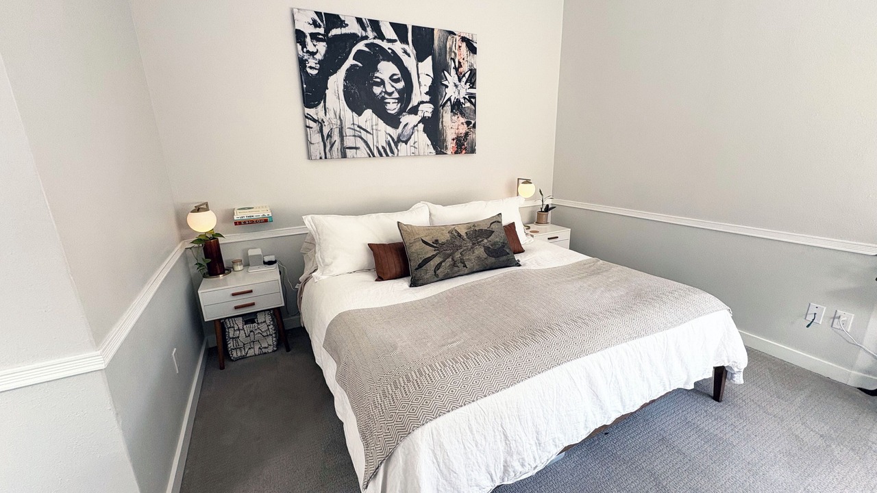 Photo of Bedroom in Lincoln Park