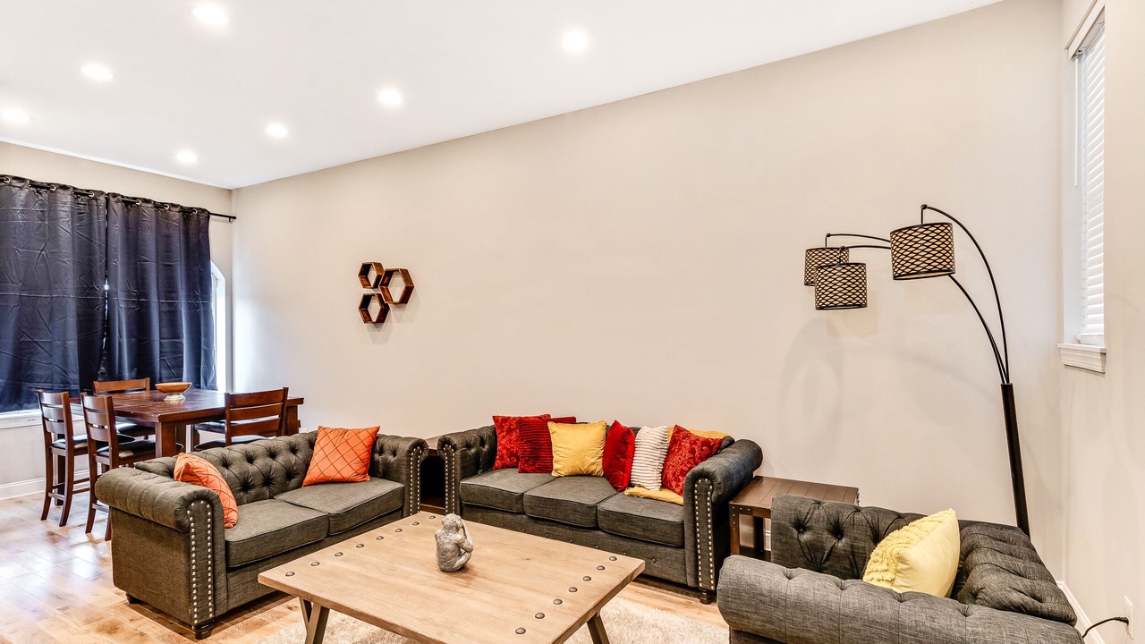 Photo of Livingroom in North Philadelphia West