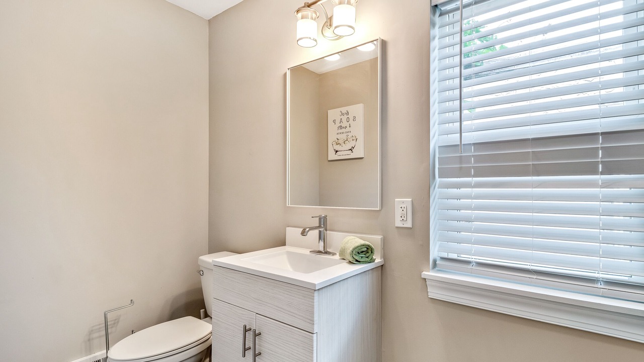Photo of Bathroom in North Philadelphia West