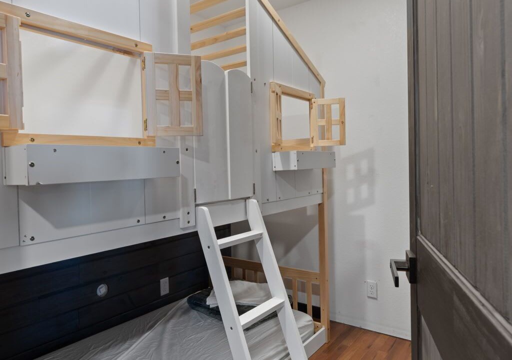 Photo of Bedroom in South Pittsburg