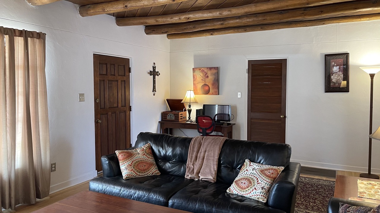 Photo of Livingroom in West Old Town