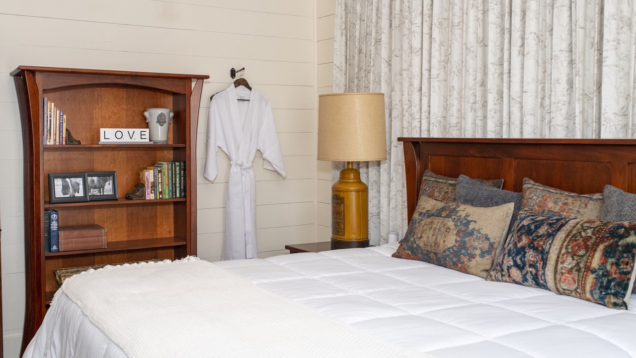 Photo of Bedroom in Flatonia