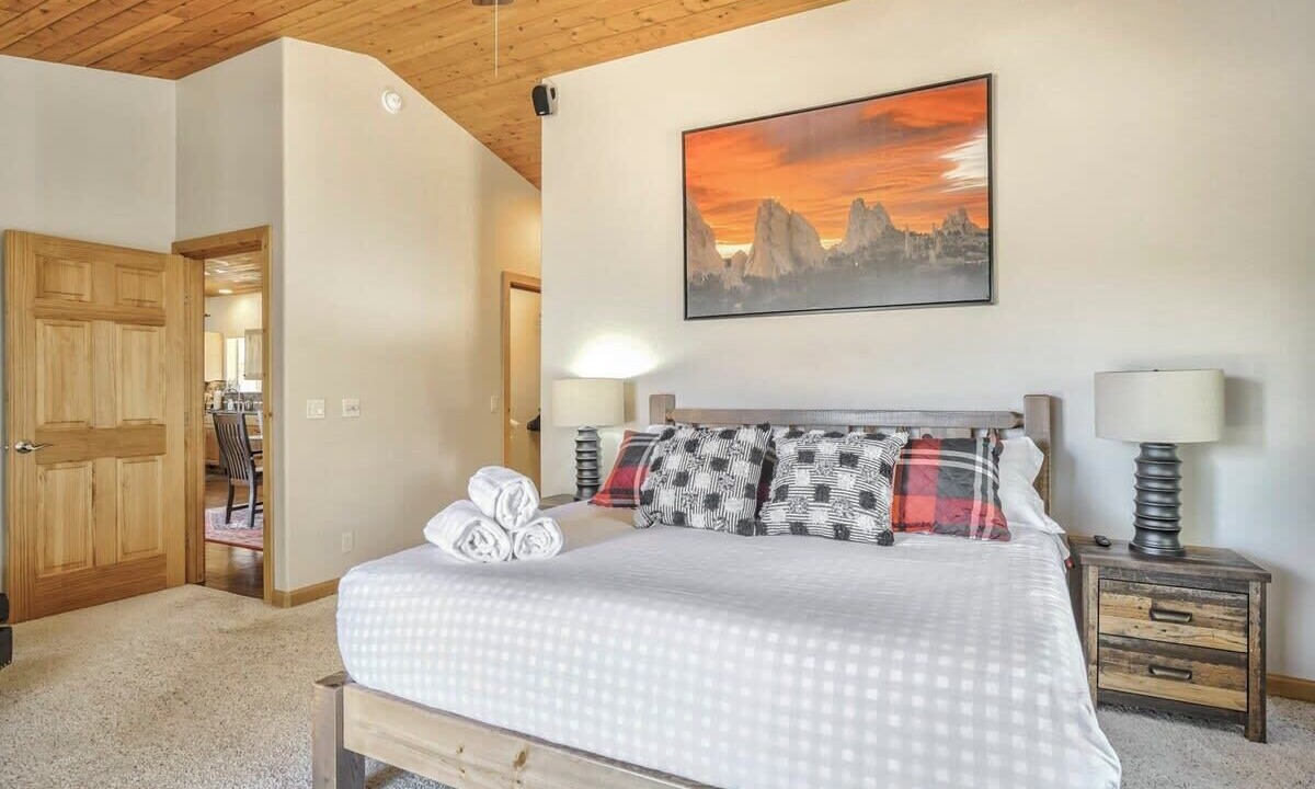 Photo of Bedroom in Woodland Park