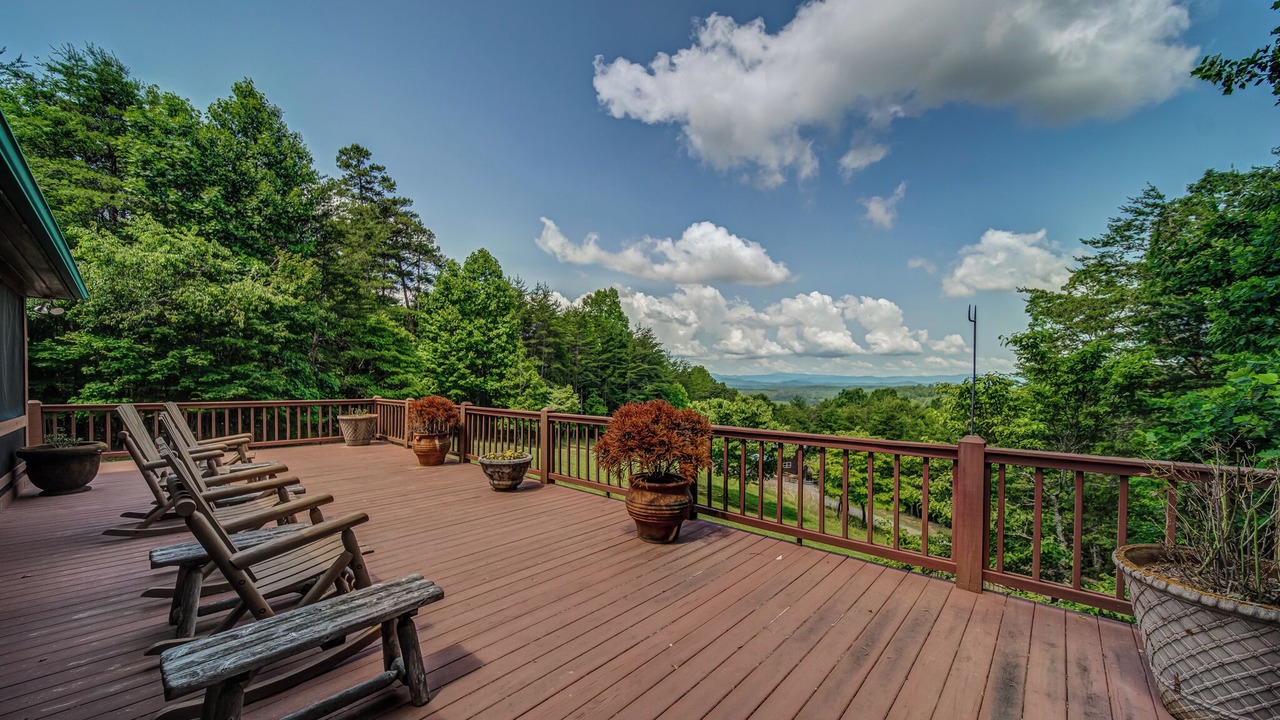 Photo of Patio Balcony in My Mountain