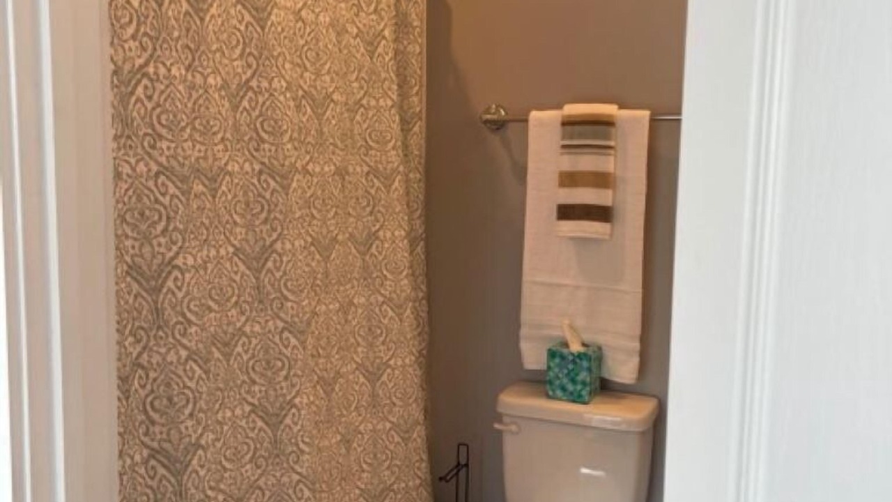 Photo of Bathroom in Salemtown