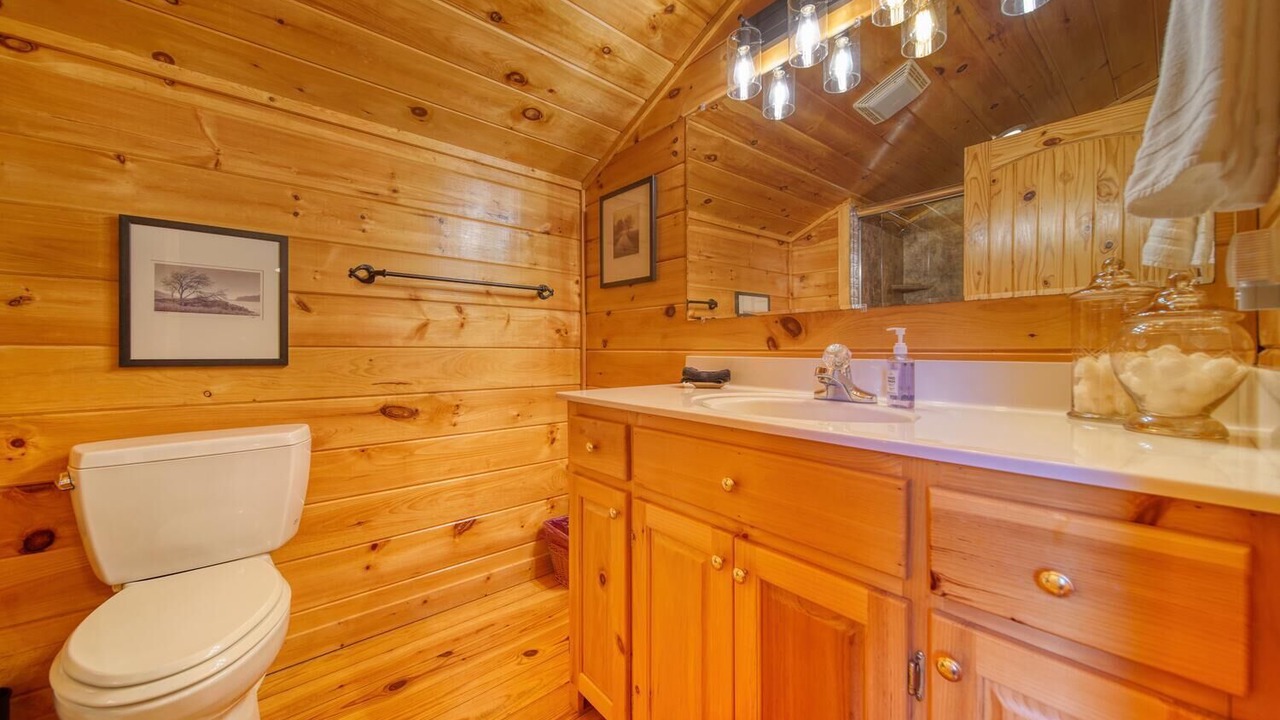 Photo of Bathroom in Suches