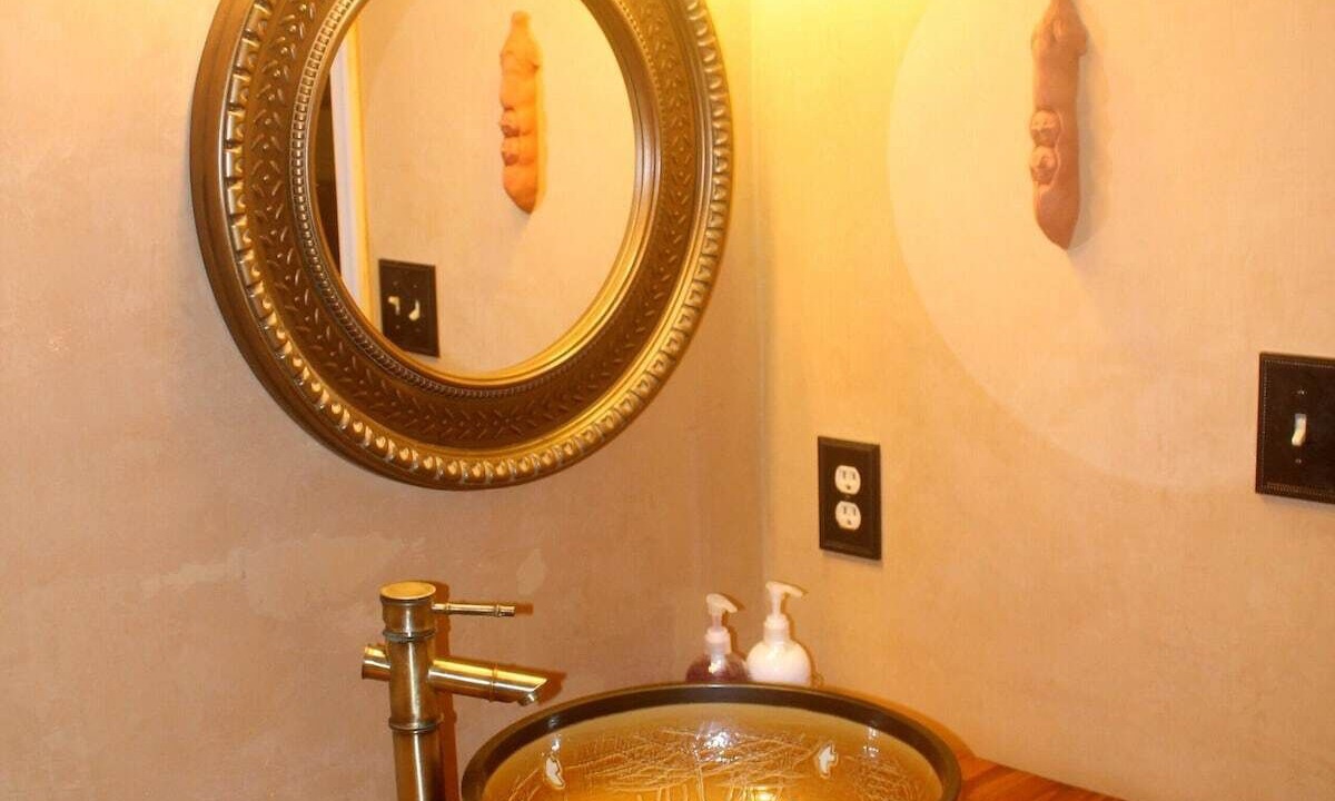 Photo of Bathroom in Massanutten