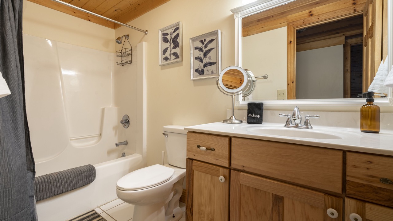 Photo of Bathroom in South Bloomingville
