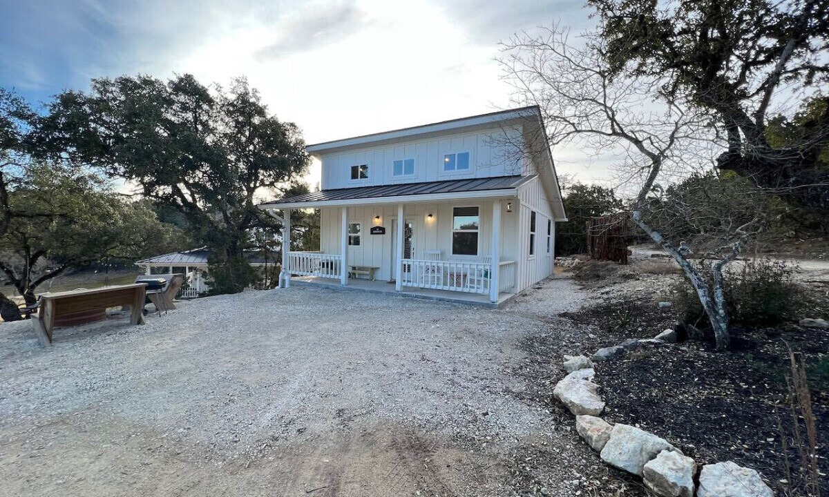 Photo of Outdoor in Spring Branch