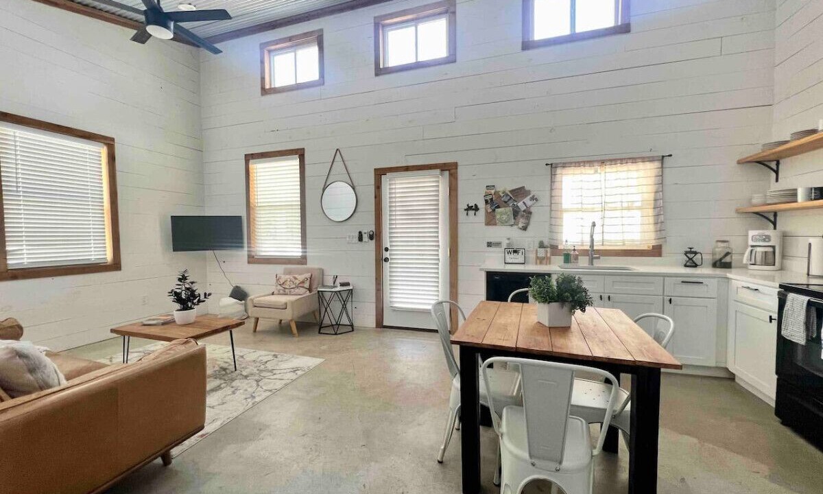 Photo of Livingroom in Spring Branch