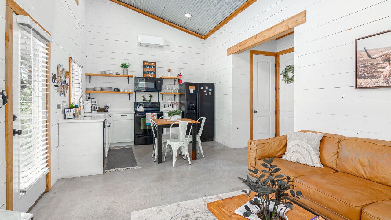Photo of Livingroom in Spring Branch