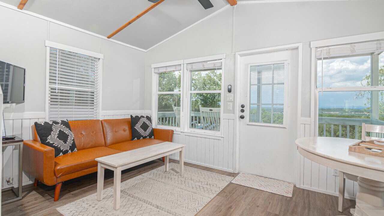 Photo of Livingroom in Spring Branch