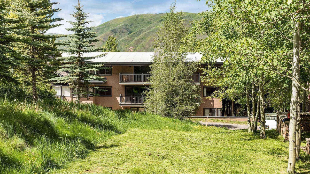 Photo of Others in Aspen