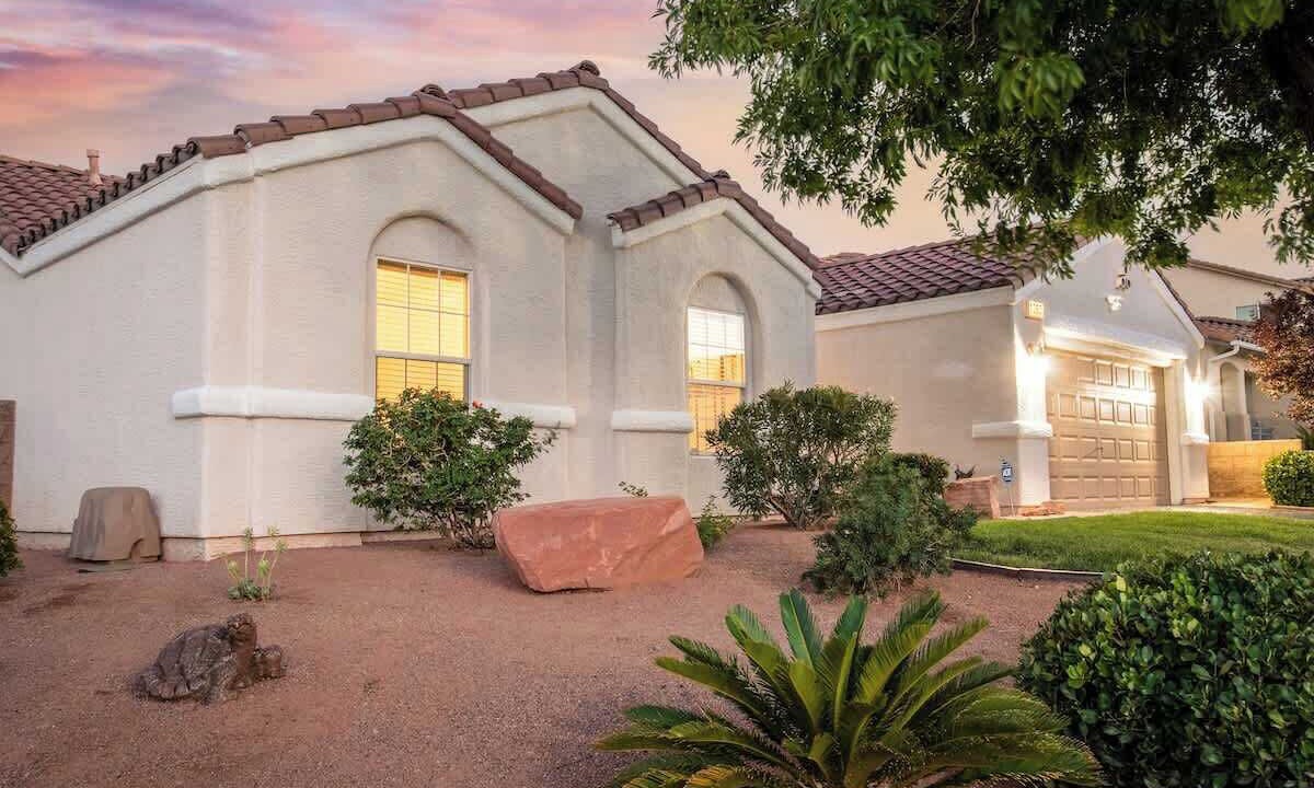 Photo of Outdoor in Paradise Hills