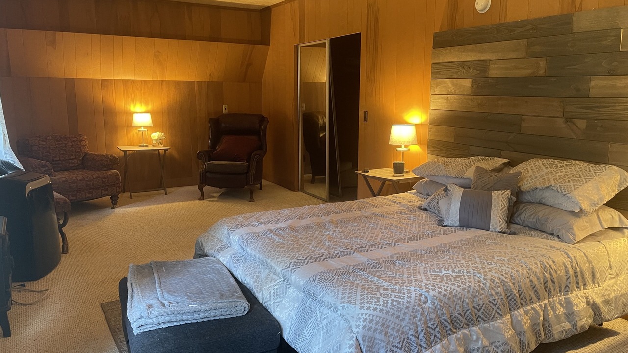 Photo of Bedroom in Kimball