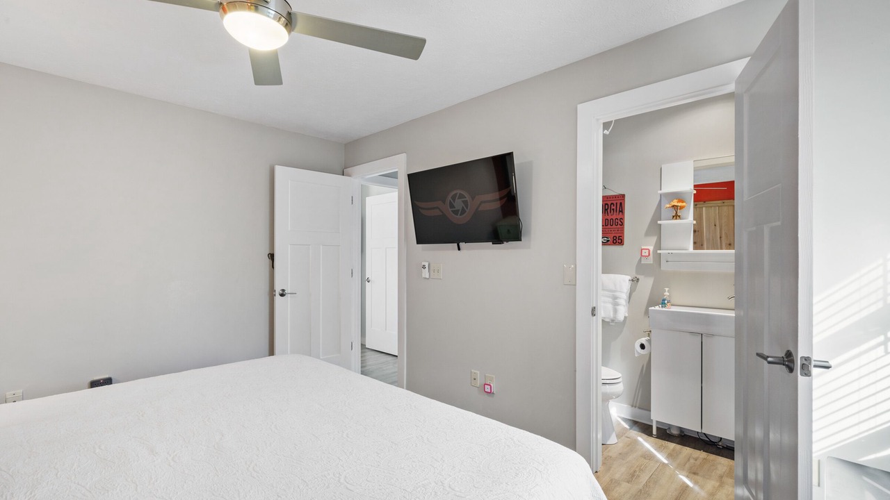Photo of Bedroom in Lake Oconee