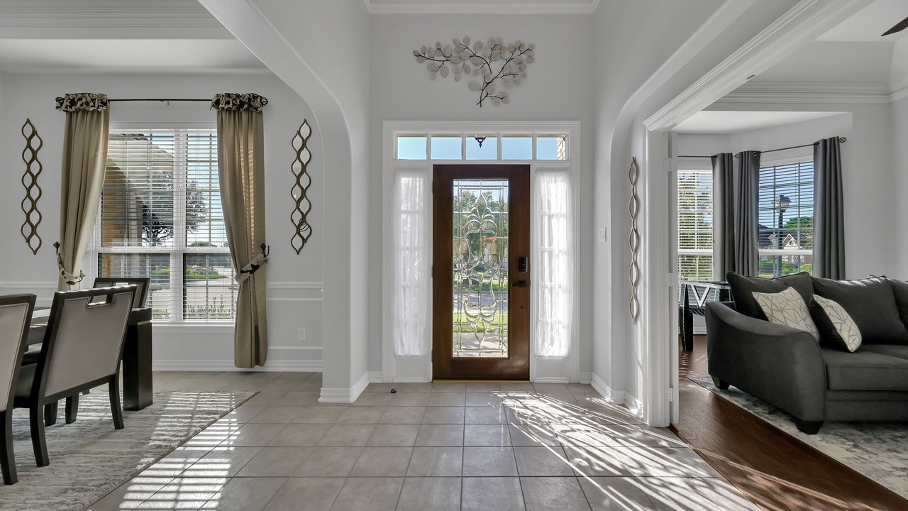 Photo of Livingroom in Cypress
