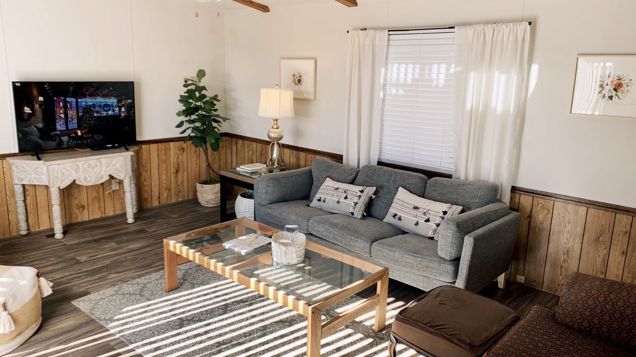 Photo of Livingroom in Albuquerque