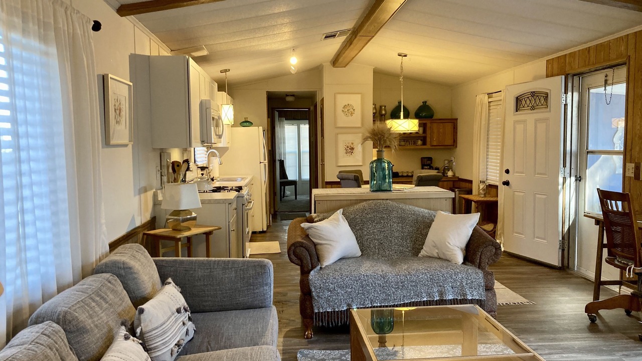 Photo of Livingroom in Albuquerque