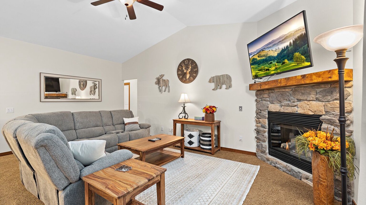 Photo of Livingroom in Ronald