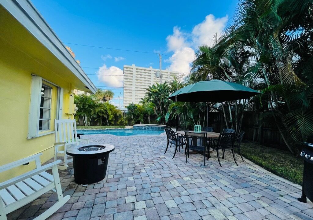 Photo of Others in Dolphin Isles