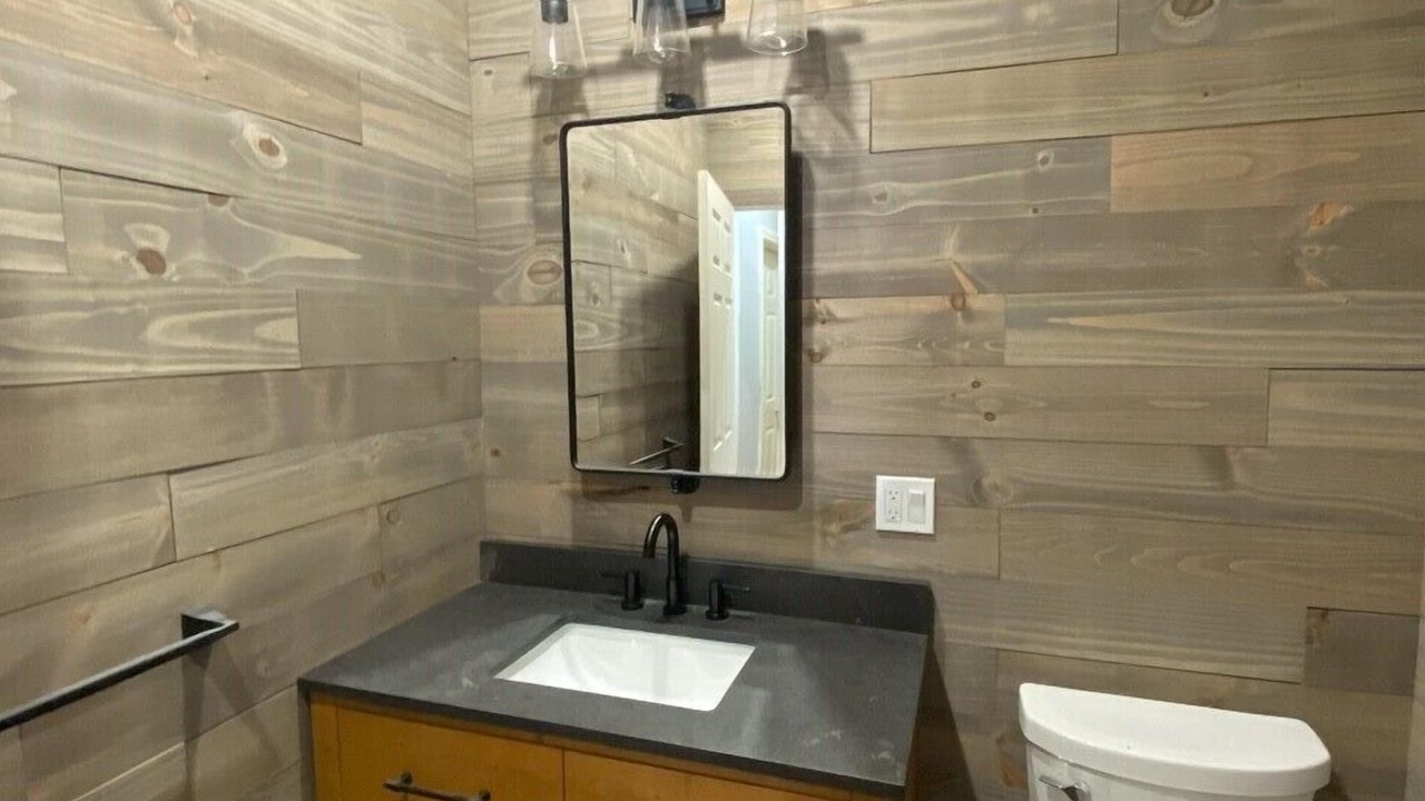 Photo of Bathroom in Poplar Ridge
