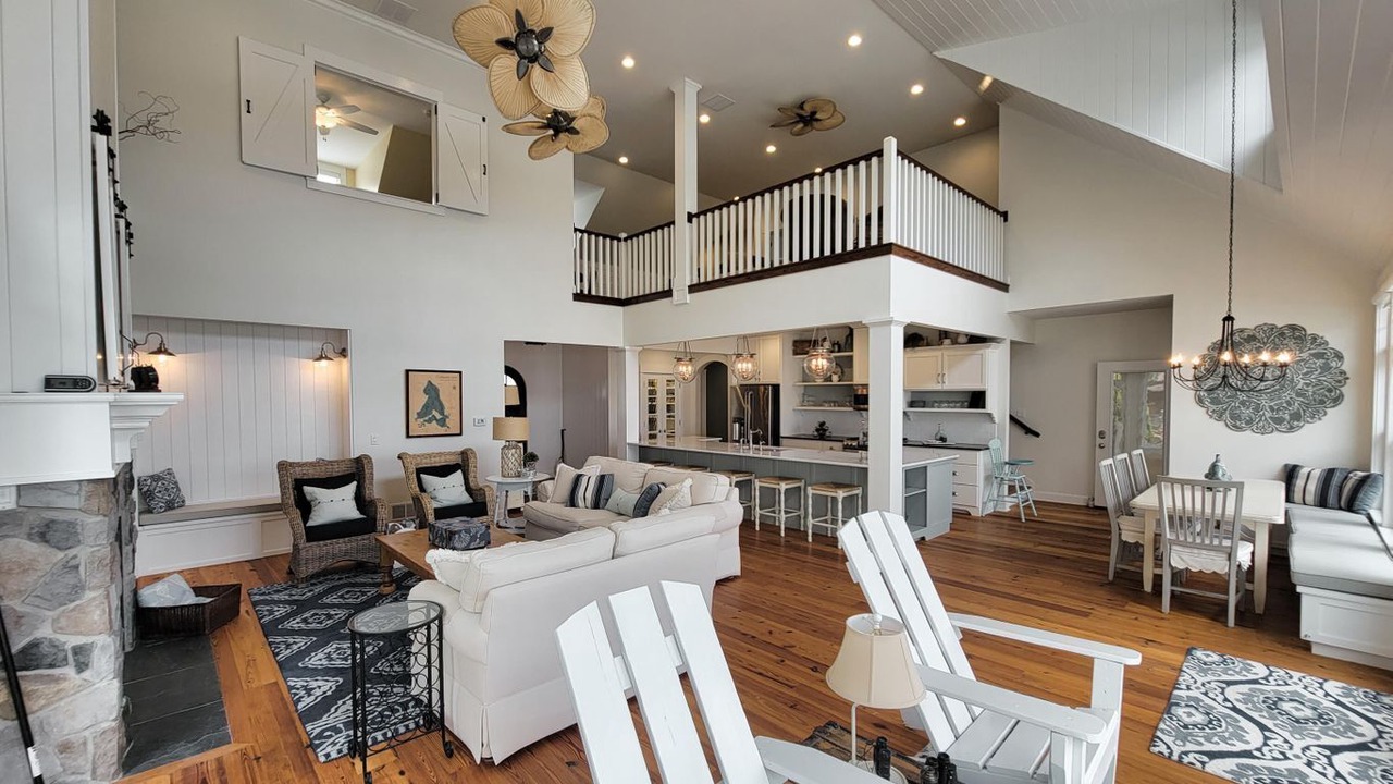 Photo of Livingroom in Coldwater