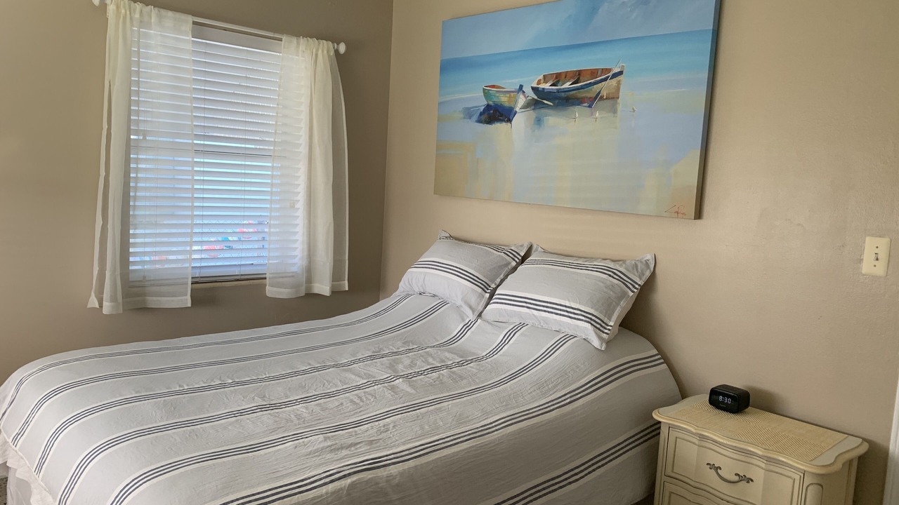 Photo of Bedroom in Riviera Beach