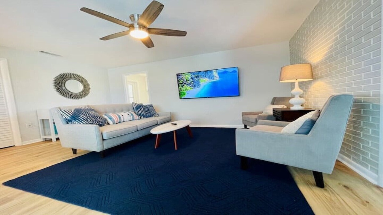 Photo of Livingroom in Venetian Way