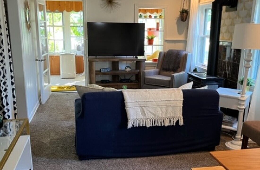 Photo of Livingroom in Pinckney
