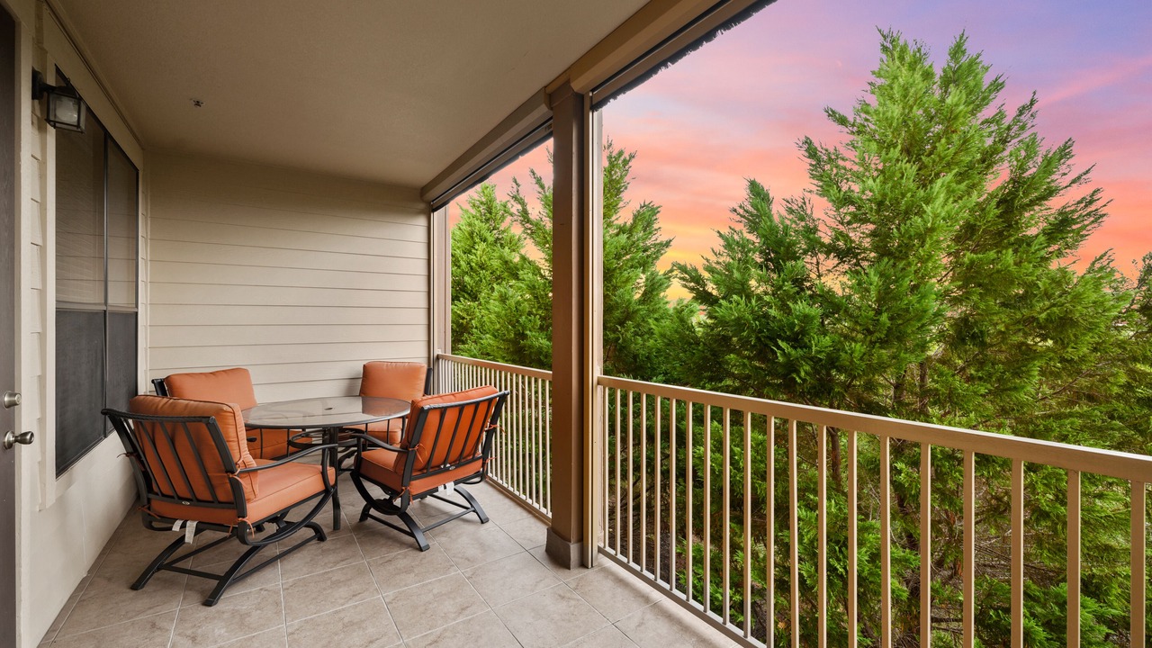 Photo of Patio Balcony in Jonestown