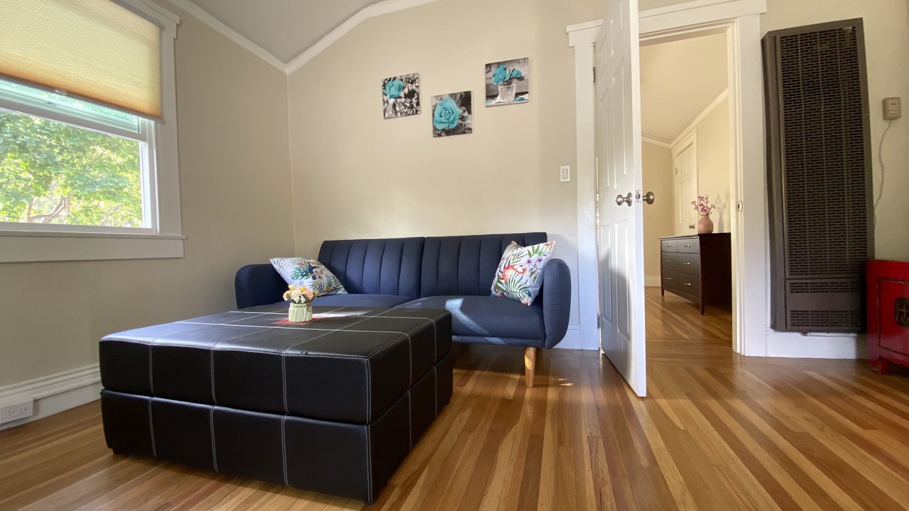 Photo of Bedroom in Burlingame