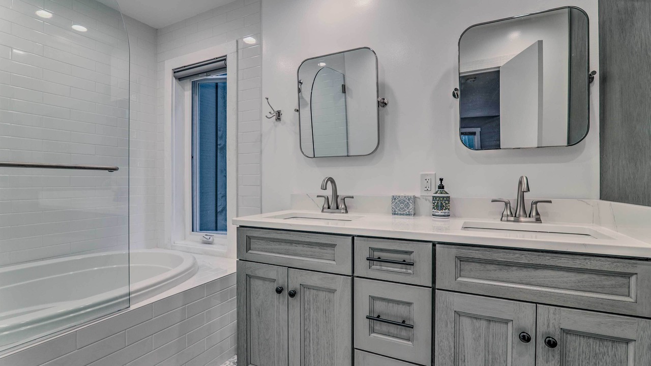 Photo of Bathroom in White Haven