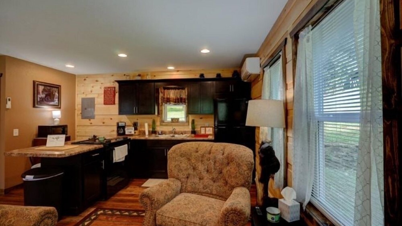 Photo of Livingroom in Robbinsville
