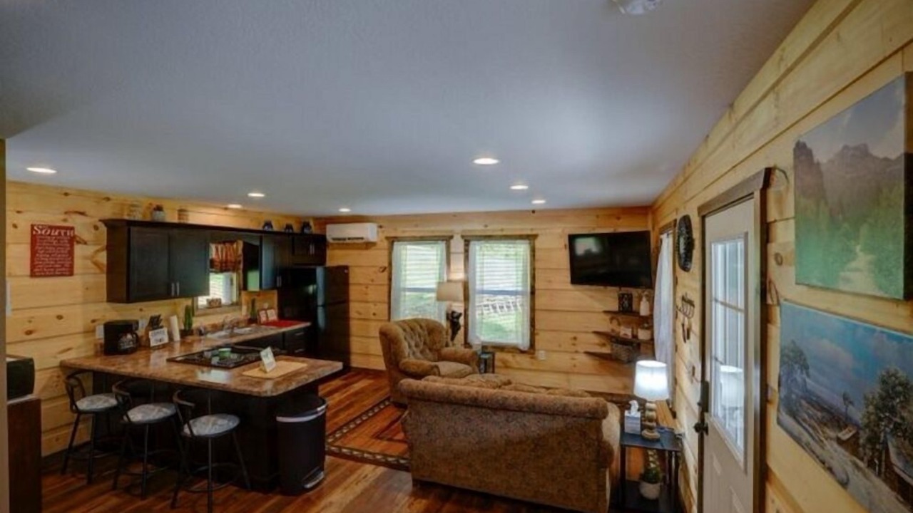 Photo of Livingroom in Robbinsville