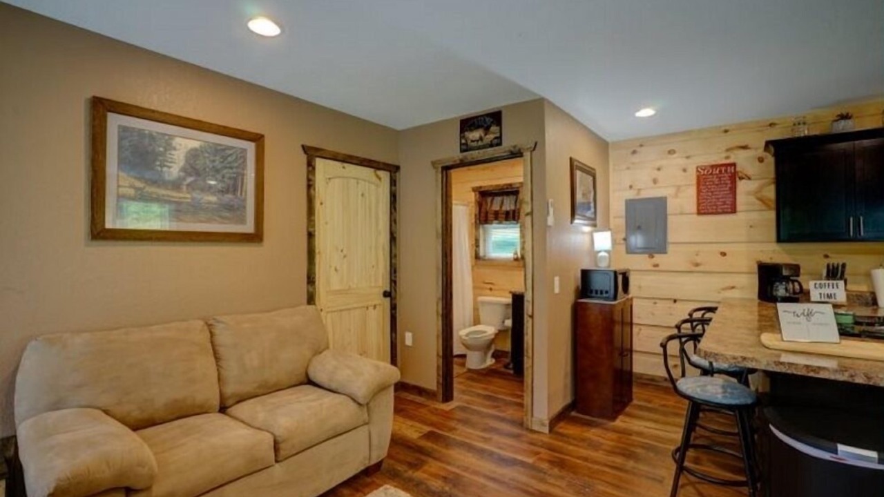 Photo of Livingroom in Robbinsville