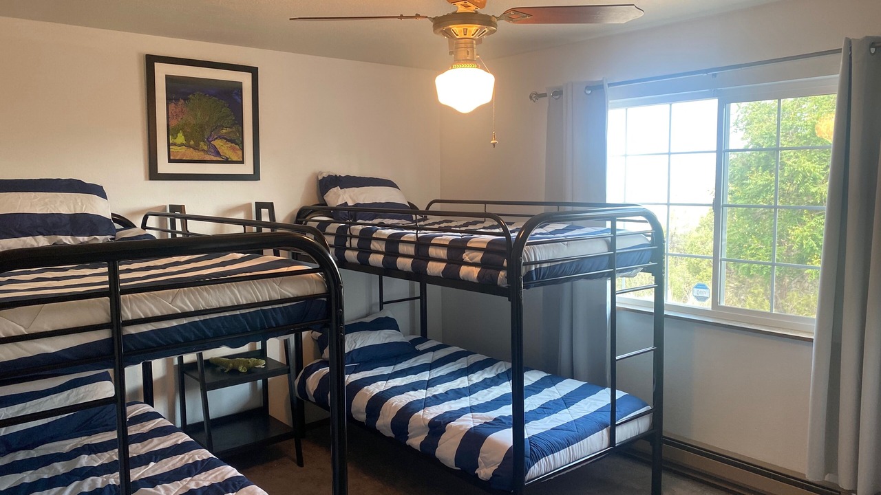 Photo of Bedroom in Aztec