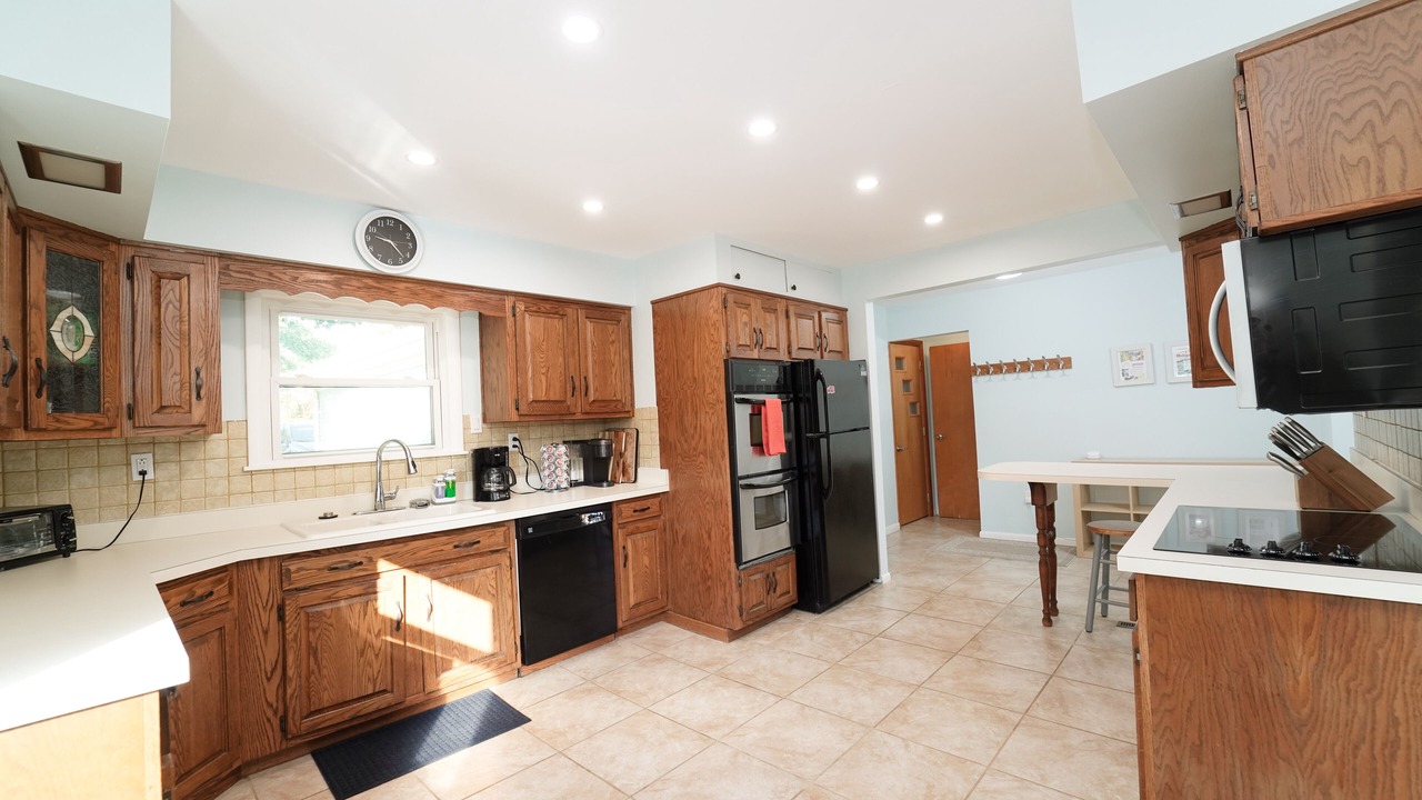 Photo of Kitchen in Paw Paw Lake