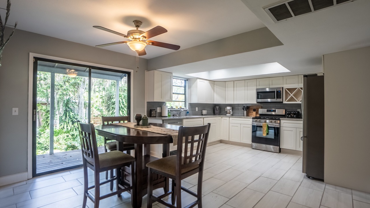 Photo of Kitchen in Temple Crest