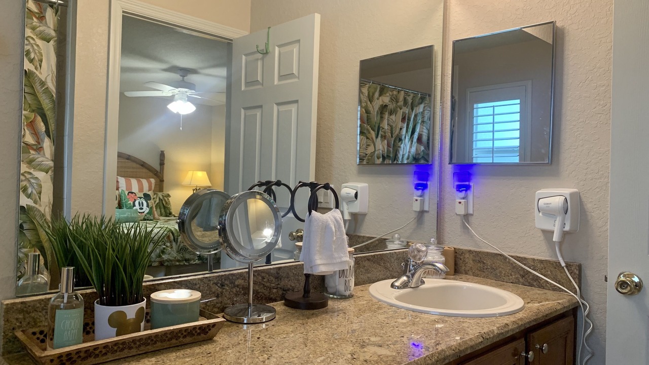 Photo of Bathroom in Regal Palms