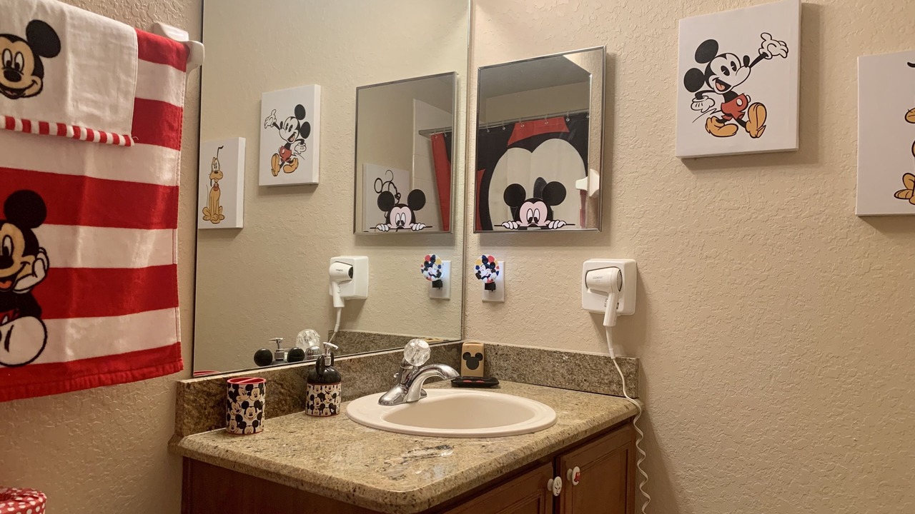 Photo of Bathroom in Regal Palms