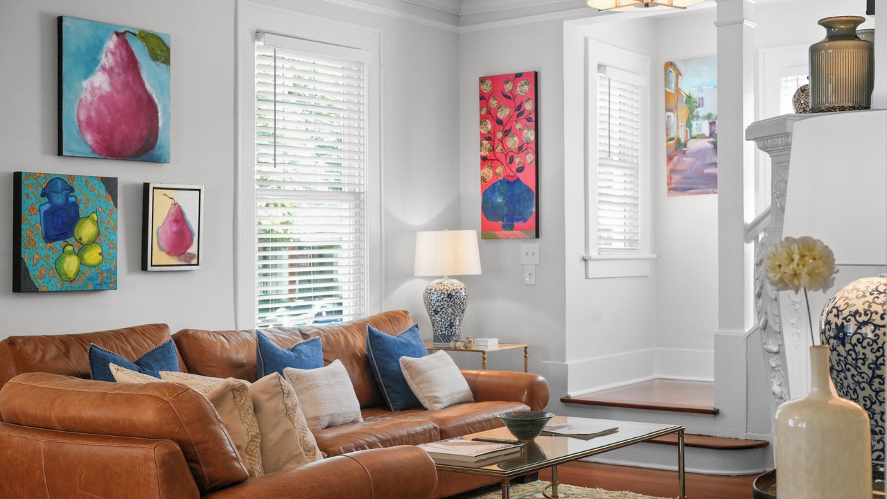 Photo of Livingroom in Pettigru Street Historic District