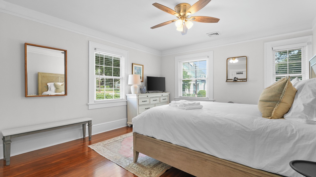 Photo of Bedroom in Pettigru Street Historic District