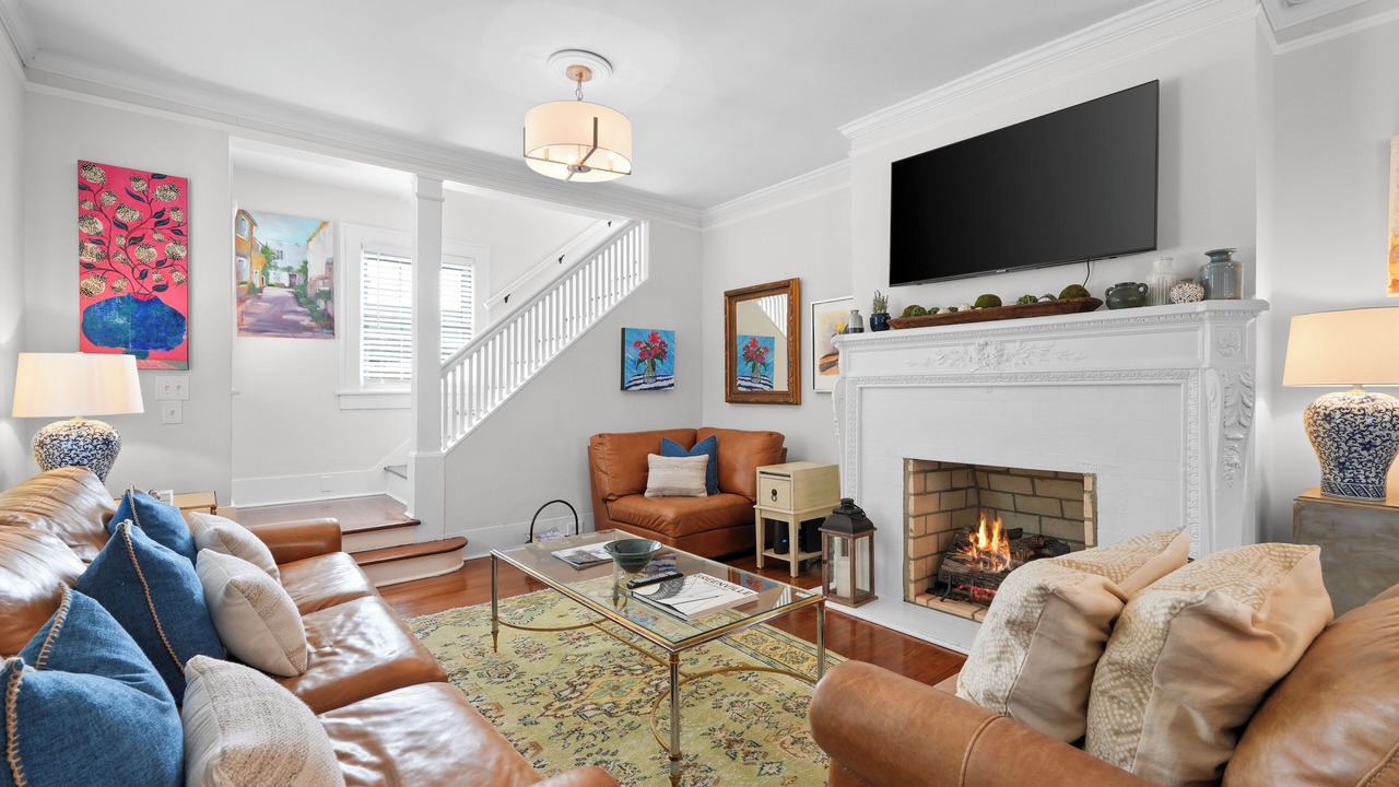 Photo of Livingroom in Pettigru Street Historic District