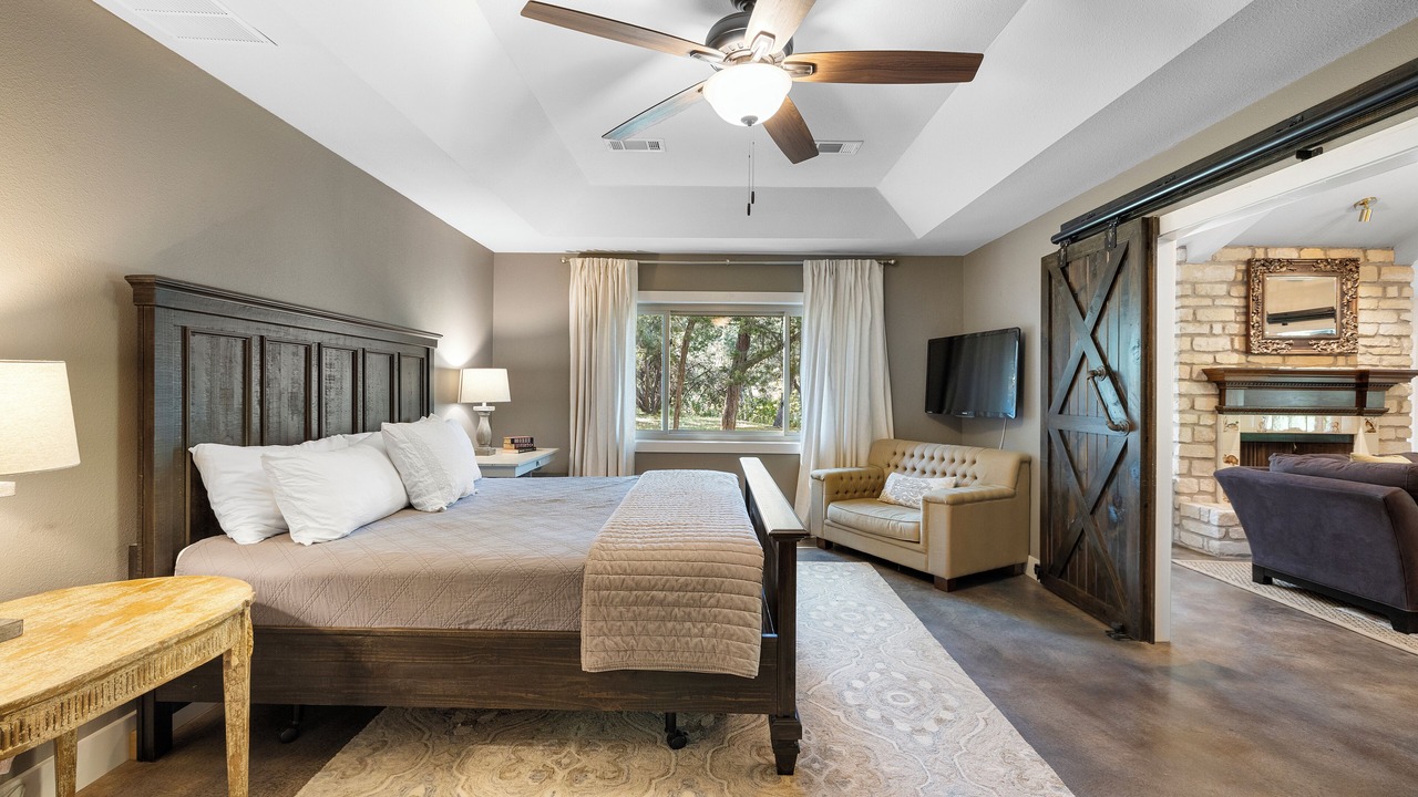 Photo of Bedroom in Wimberley